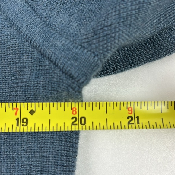 Lululemon Men's  Blue Long Sleeve Mock ¼ Zip Knit Sweater - Picture 5 of 9